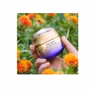Shiseido Vital Perfection Uplifting & Firming Advanced Cream Soft - Image 3